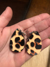 Load image into Gallery viewer, Cheetah Print Dangle Earrings
