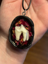 Load image into Gallery viewer, Coyote Tooth w/ Rose Petals Necklace
