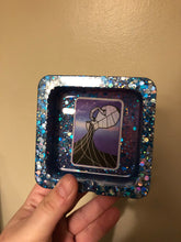 Load image into Gallery viewer, Aquarius Zodiac Sign Ashtray
