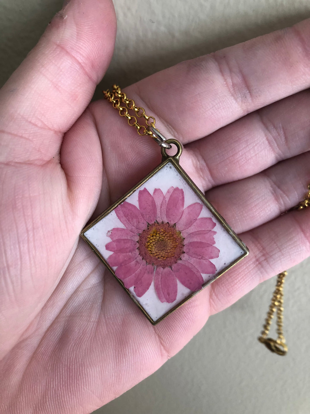 Pink Daisy Flower Necklace