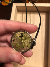 Load image into Gallery viewer, Peridot Crystal Chip Necklace
