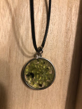 Load image into Gallery viewer, Peridot Crystal Chip Necklace
