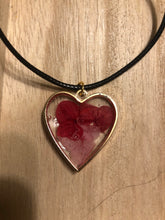 Load image into Gallery viewer, Pink/Red Floral Heart Necklace
