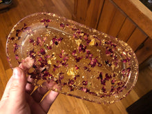 Load image into Gallery viewer, Large Gold Leaf &amp; Rose Petal Tray
